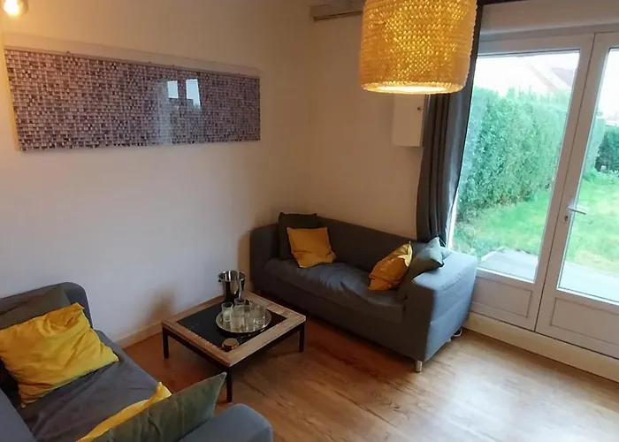 Maison Avec Jardin Clos, Vue Sur Mer Depuis Falaise